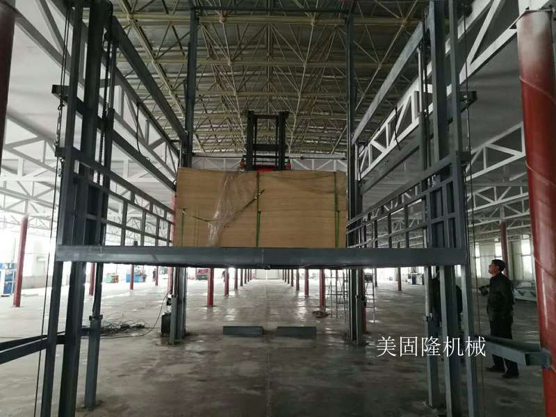 伊春导轨式升降机厂家