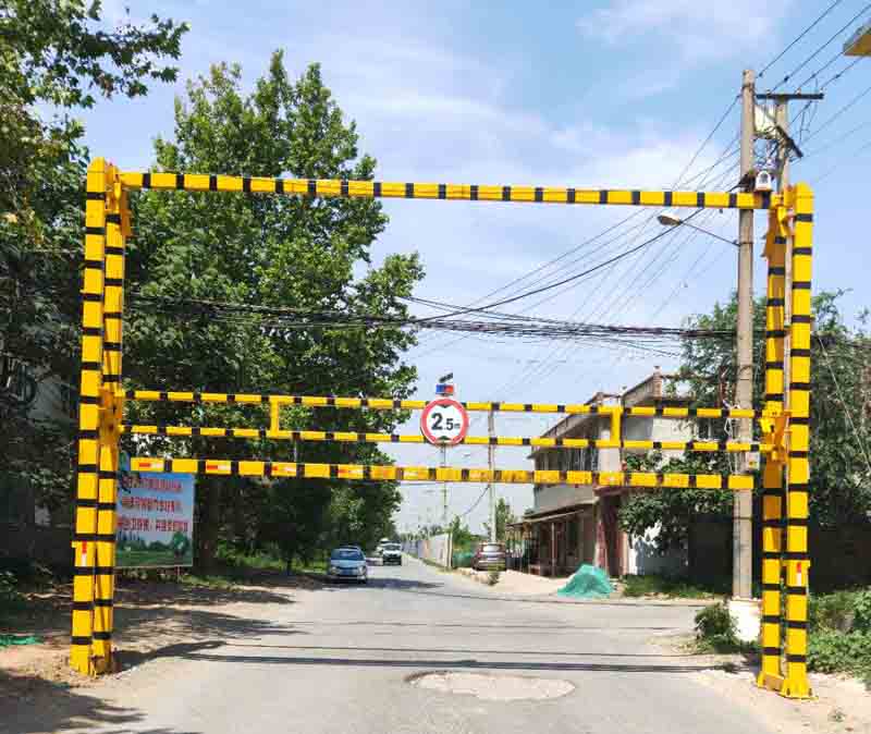 伊春农村道路限高架